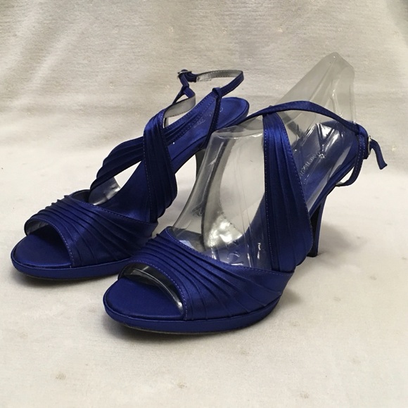 Lulu Townsend Heels - Picture 1 of 14